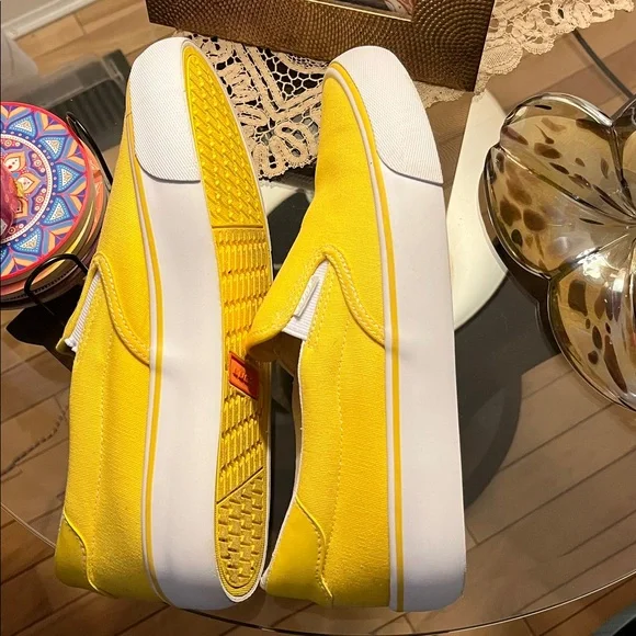 LUDZ Women's Yellow and White Canvas Slip On Shoes Size 8 - Picture 11 of 16